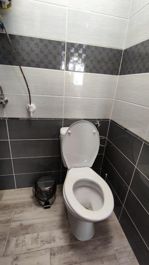 Freedom-Fehervar Apartman Секешфехервар Экстерьер фото